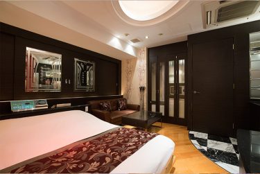 【女性用風俗体験談】美咲さん　26歳　医療事務／彼氏と別れた寂しさから